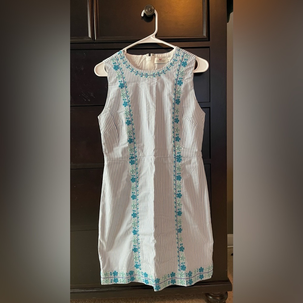 Vineyard Vines dress, size 2